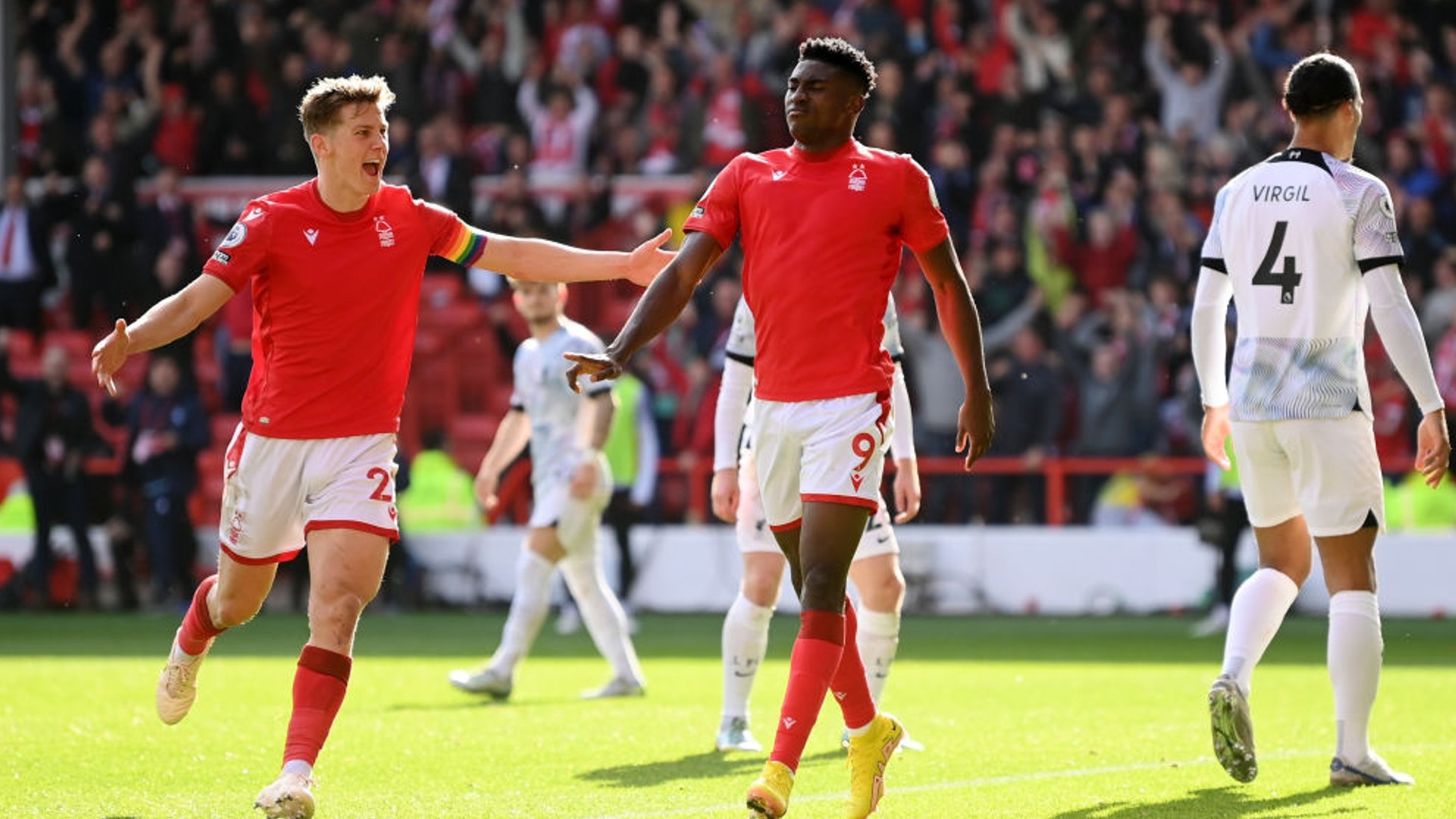 季转会窗口 季转会窗口